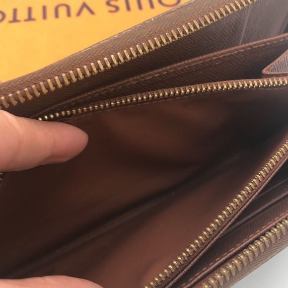 LV Zippy Organizer - Picture 11 of 13